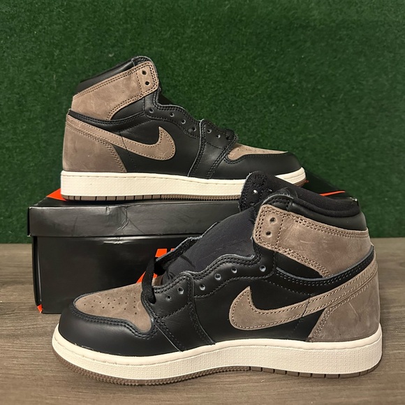 Air Jordan 1 Retro High OG Palomino Black Brown Sneakers DZ5485-020 FD1437-020 - Picture 8 of 10